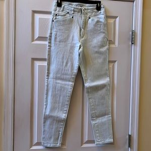 Vintage 80’s BonJour stretch jeans, mint green, size 9/10(Juniors).
